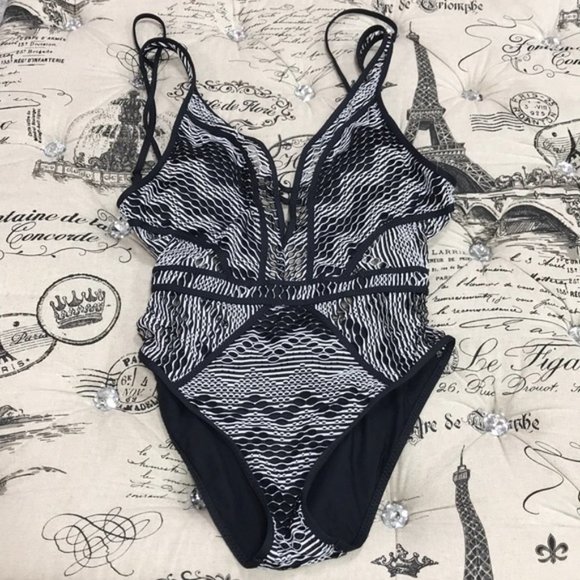 BECCA Reveal Plunge One-Piece Swimsuit - Picture 6 of 9